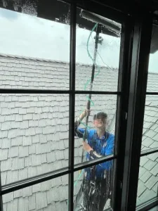3 Reasons to Invest in Professional Window Cleaning Services